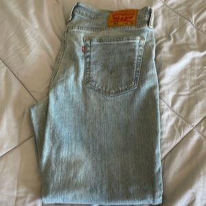 Light blue Levi’s 541 jeans waist 35 length 32